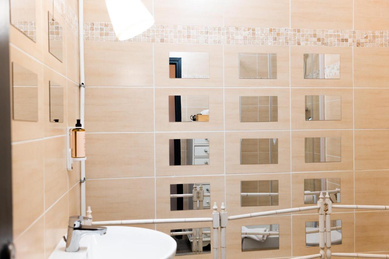 Lou Pitchoun Luxe Et Serenite Au Coeur De Saint-Tropez Suite Familiale Avec Chambre Separee Avec Jardin Enchanteur Pour 4 Adultes Et 1 Enfant المظهر الخارجي الصورة